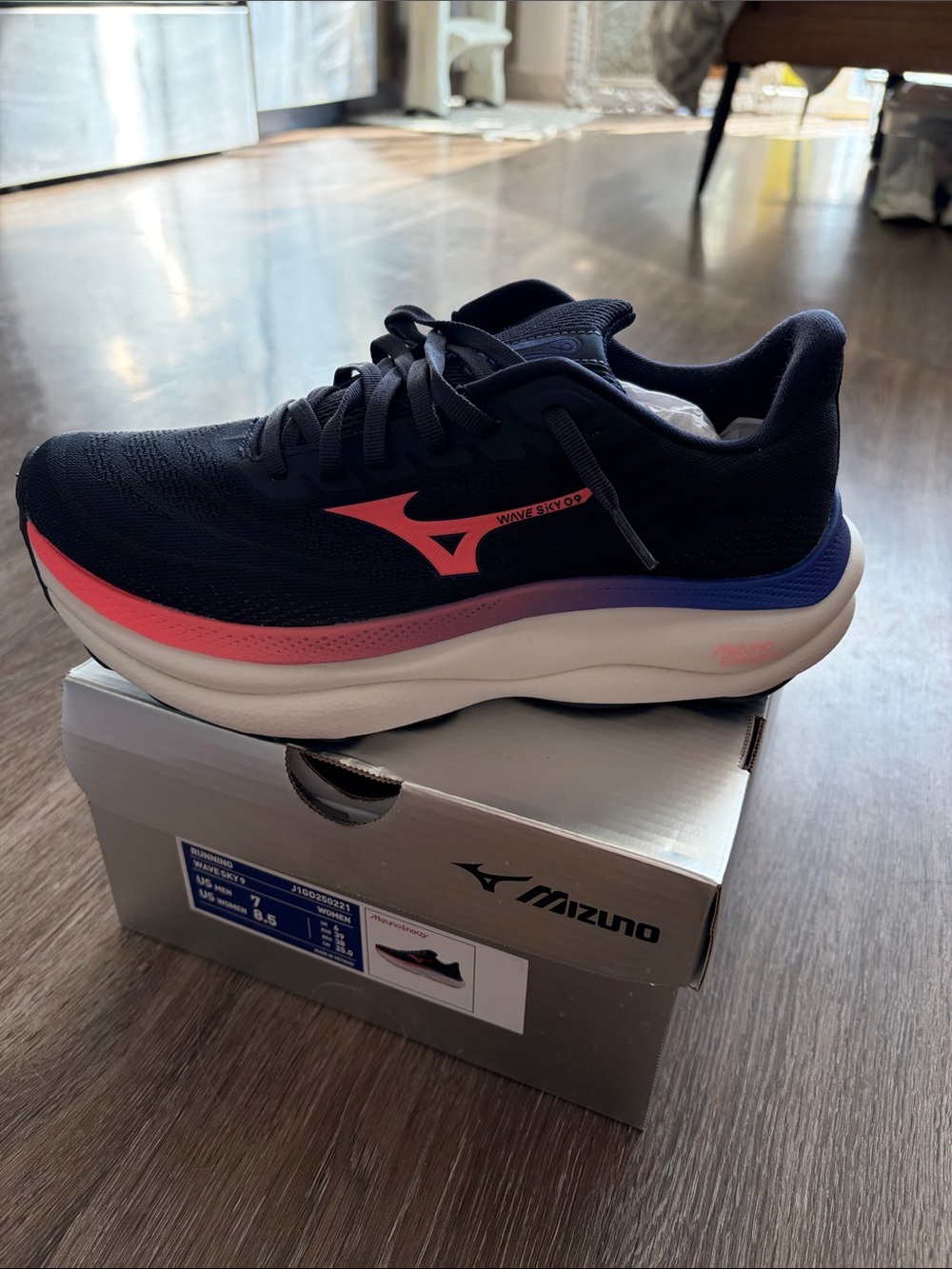 Mizuno Women's WaveSky9 Black Running Shoe with Pink Accent